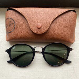 Ray-Ban Round Fleck